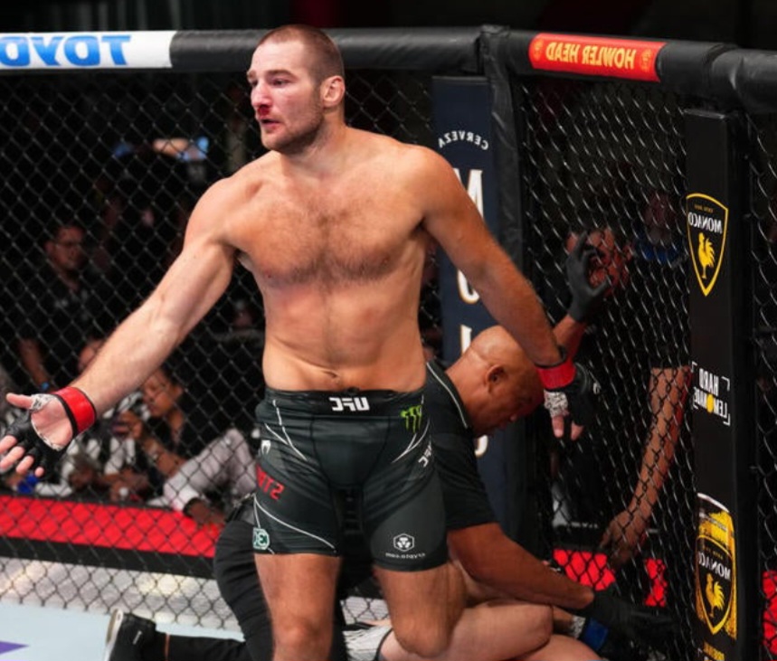 دانيال كورمييه: شون ستريكلاند قد يكون الاختبار الأصعب لحمزة شيماييف