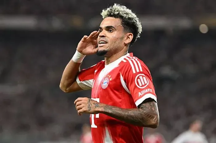 بايرن ميونخ يُلزم لويس دياز بتعلم الألمانية.. وبند خاص في عقده الجديد