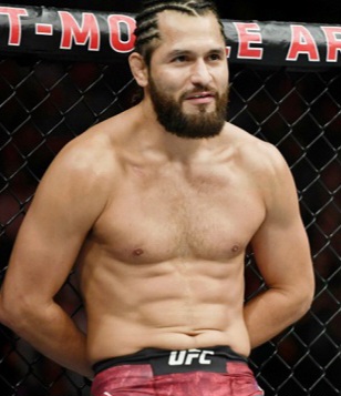 خورخي ماسفيدال يستعد للعودة إلى الحلبة… والبطاقة الرئاسية قد تكون صعبة التحقيق