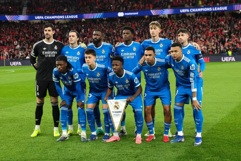 رباعي ريال مدريد مهدد بالإيقاف قبل مواجهة بنفيكا في دوري الأبطال