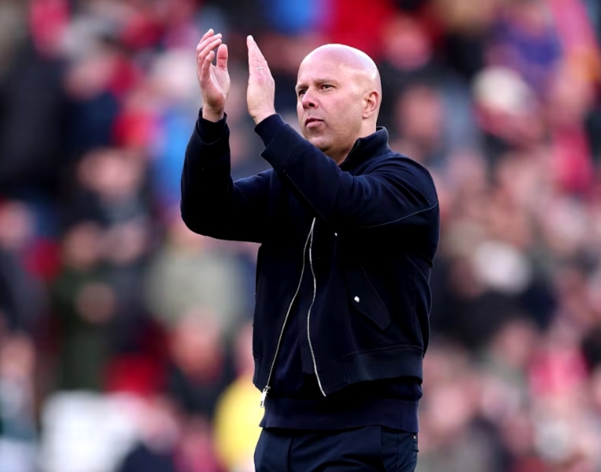 أرني سلوت: البريميرليغ لم تعد ممتعة كما كانت.. والكرات الثابتة تسيطر على المشهد