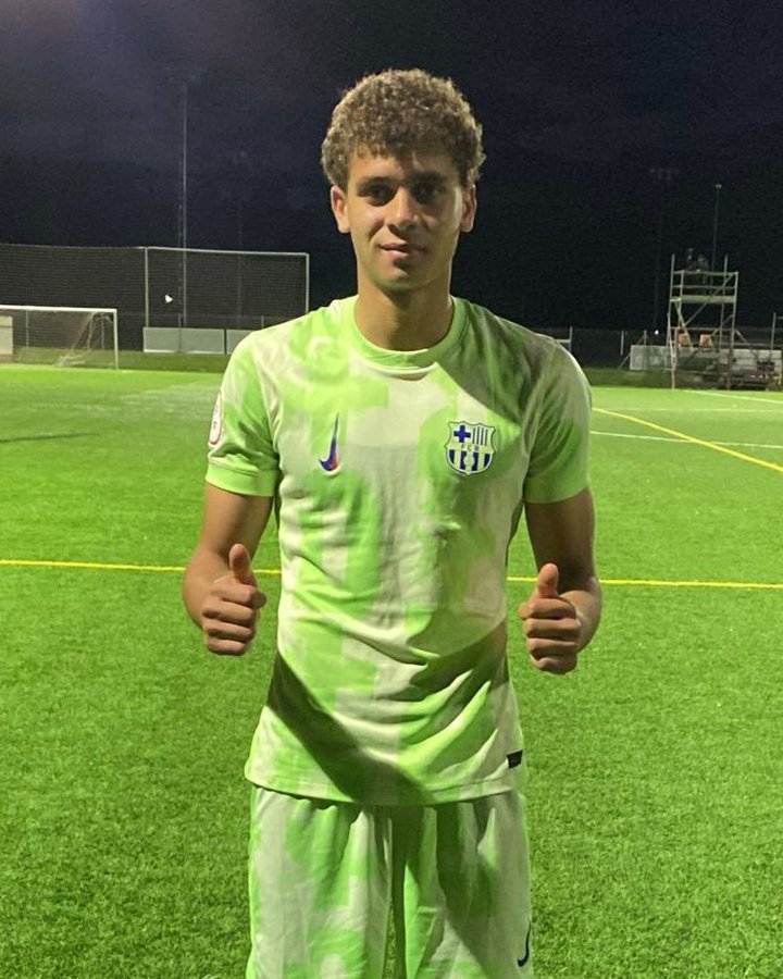 المصري حمزة عبد الكريم يسجل في ظهوره الأول مع شباب برشلونة