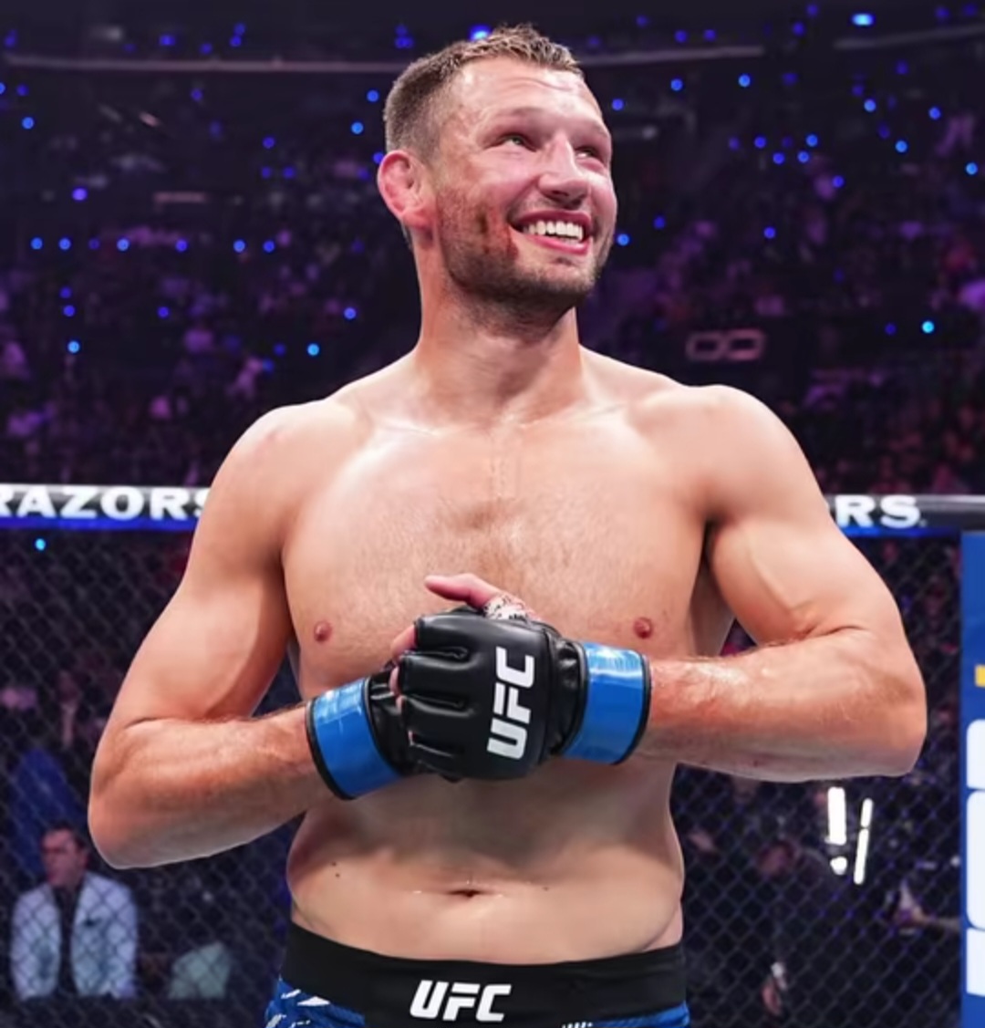 راينير دي ريدر يعلن الانتقال إلى وزن خفيف الثقيل بعد خسارته في UFC 326