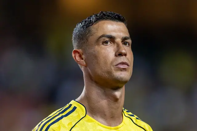 كريستيانو رونالدو يحدد موعد عودته إلى الرياض بعد رحلة العلاج في إسبانيا