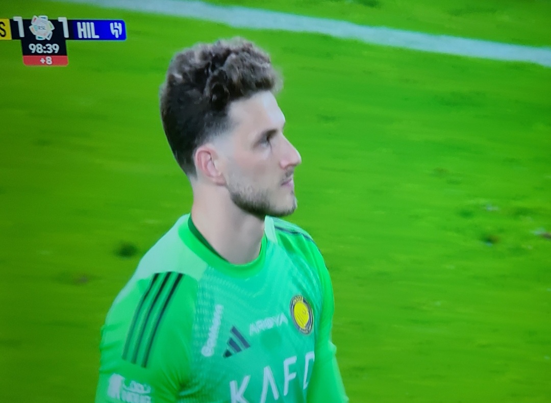 بينتو يشعل غضب جماهير النصر بعد هدف قاتل أمام الهلال.. ورونالدو يوجه رسالة تحذيرية
