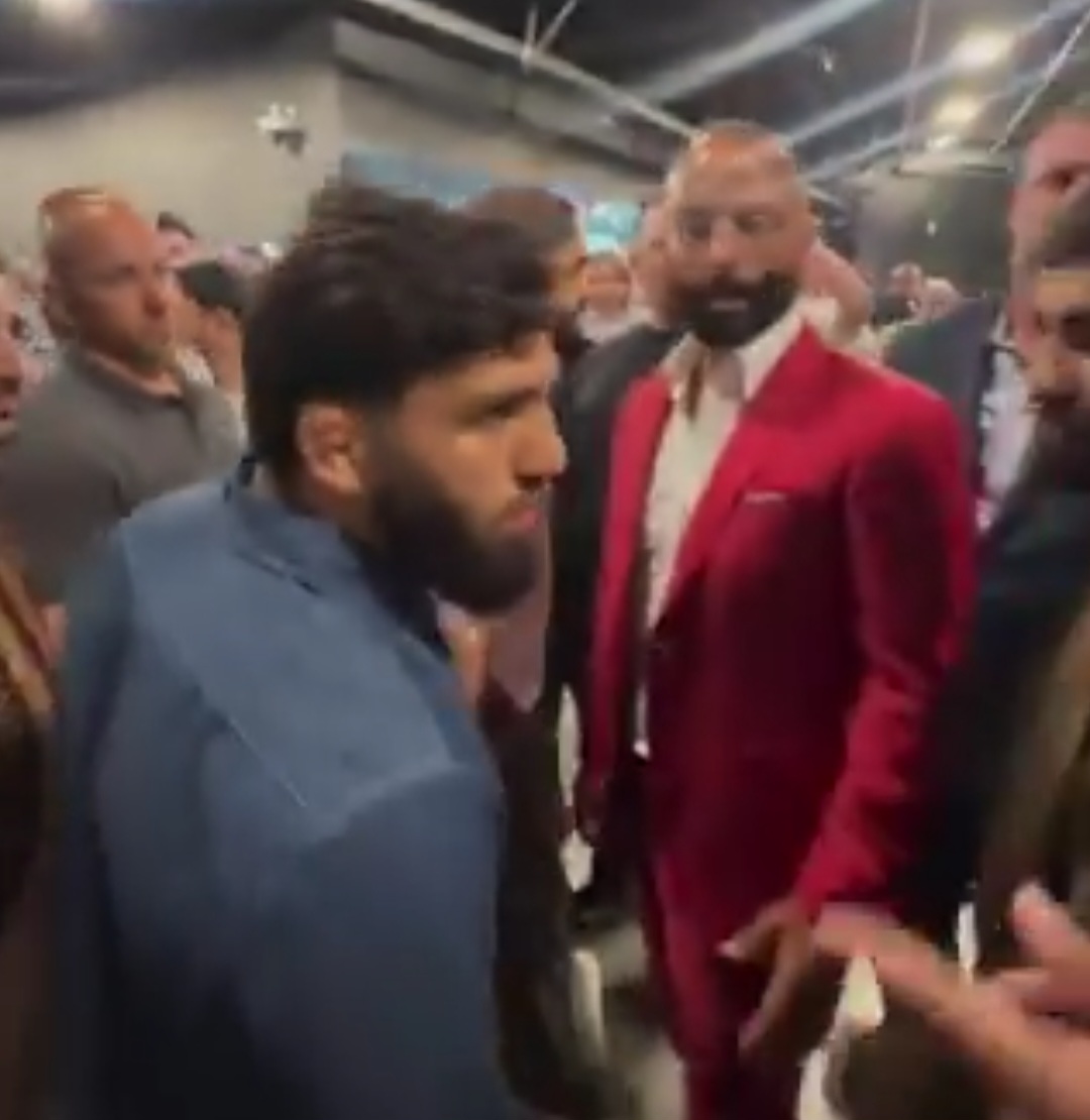 تساروكيان يثير الجدل مجددًا بعد اشتباك خلف الكواليس في عرض MVP MMA