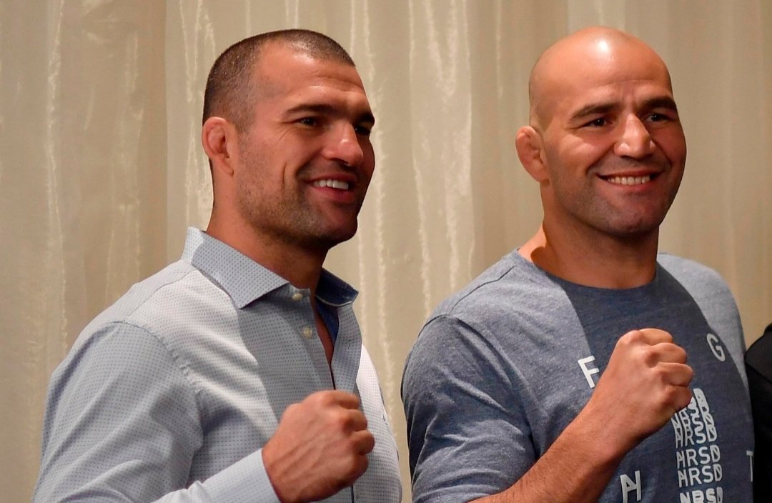 موريسيو روا يواجه جلوفر تيكسيرا في نزال ملاكمة طال انتظاره: كان مقدرًا أن يحدث خارج UFC