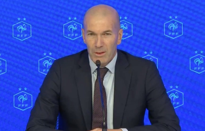 رسميًا.. زين الدين زيدان يحقق حلمه ويتولى تدريب منتخب فرنسا حتى 2030
