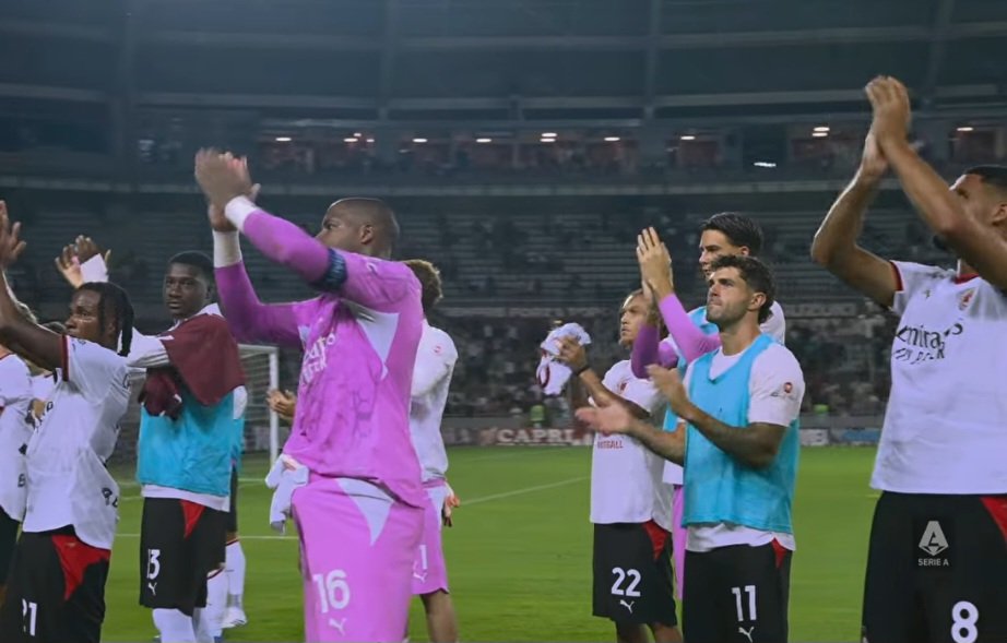 ميلان ينتصر على تورينو ويحسم مواجهة مثيرة في الدوري الإيطالي