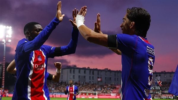 باريس سان جيرمان ينجو أمام بريست ويحقق أول انتصار له في الدوري الفرنسي