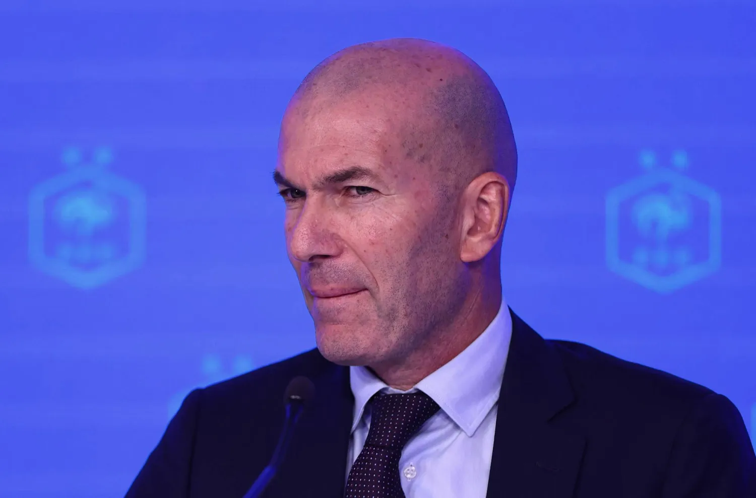 زين الدين زيدان يكشف عن أول قائمة له مع منتخب فرنسا ويمنح الفرصة لوجوه جديدة